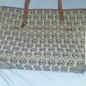 Large Michael Kors bag